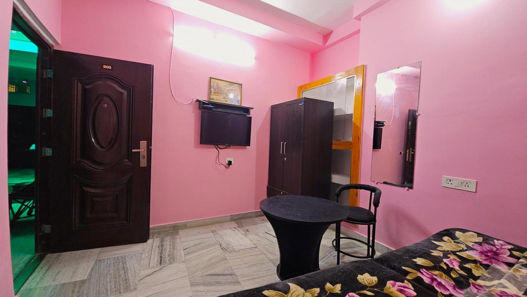 Banjara House Hostel พาราณสี ภายนอก รูปภาพ